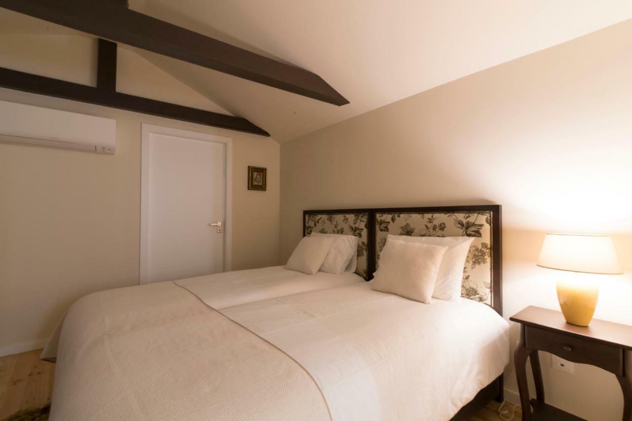 Casas Do Loureiro Apartment Porto Luaran gambar